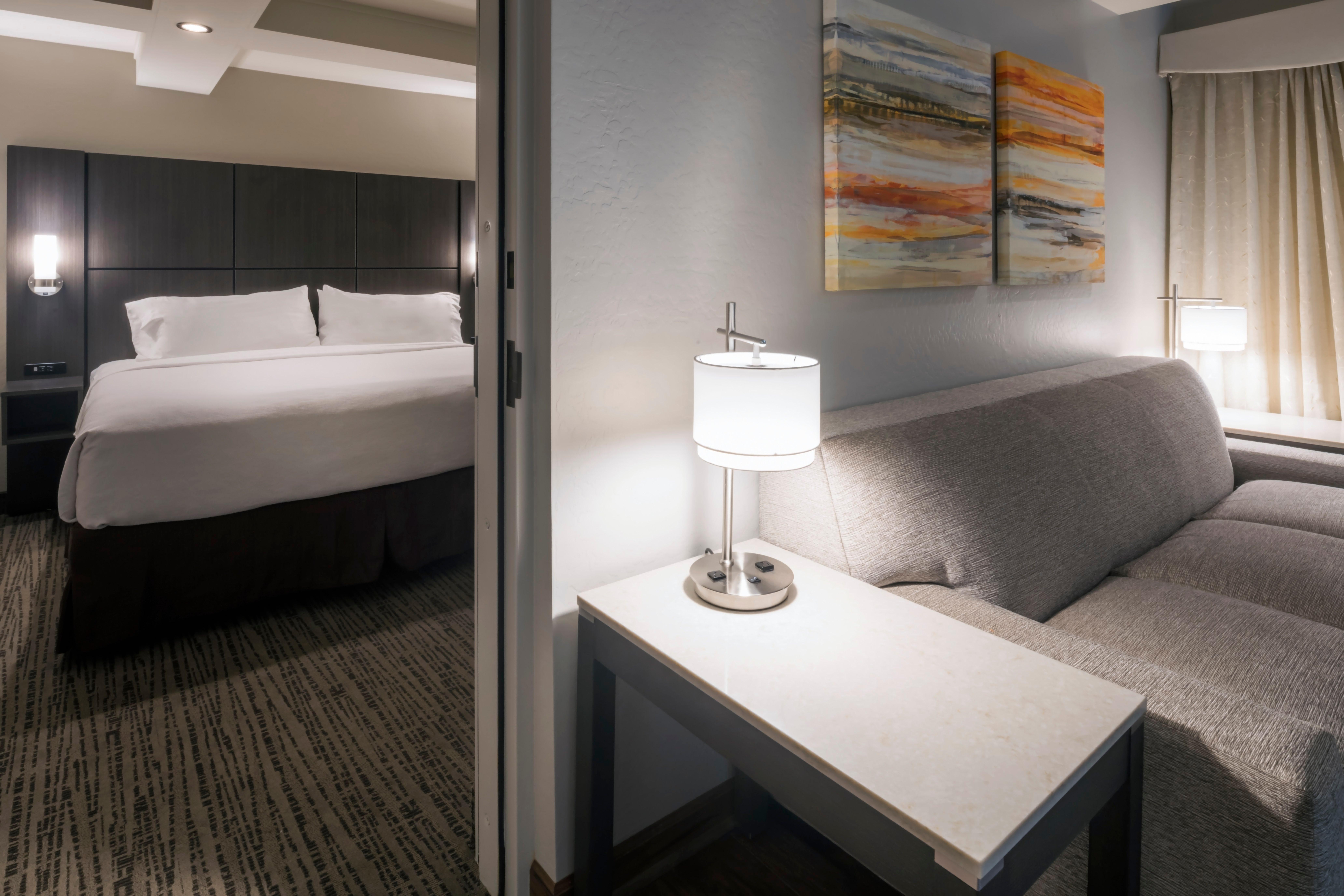 Holiday Inn And Suites Phoenix Airport North By Ihg Bagian luar foto