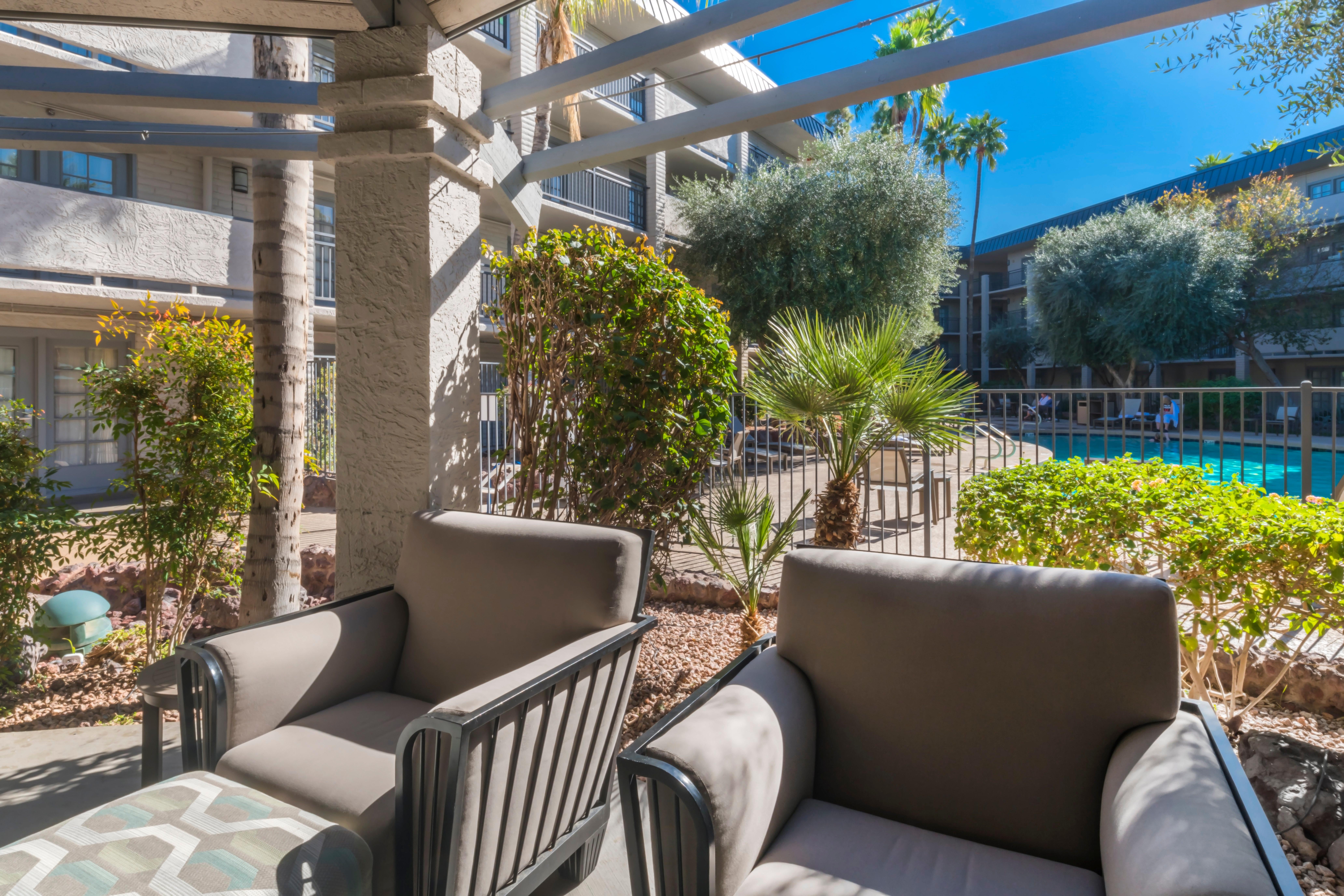 Holiday Inn And Suites Phoenix Airport North By Ihg Bagian luar foto
