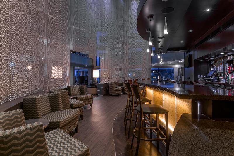 Holiday Inn And Suites Phoenix Airport North By Ihg Bagian luar foto