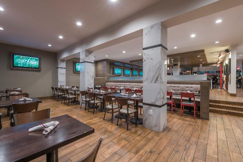 Holiday Inn And Suites Phoenix Airport North By Ihg Bagian luar foto
