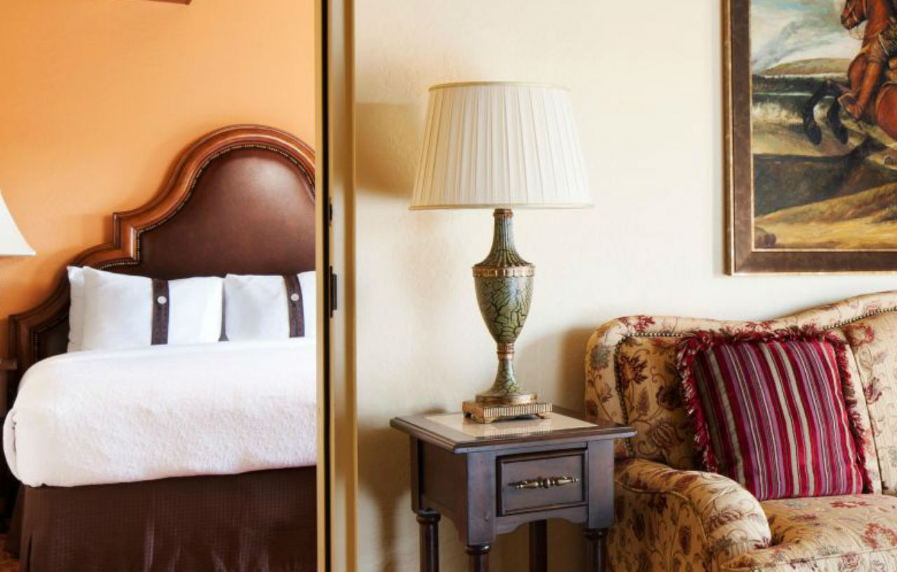 Holiday Inn And Suites Phoenix Airport North By Ihg Bagian luar foto