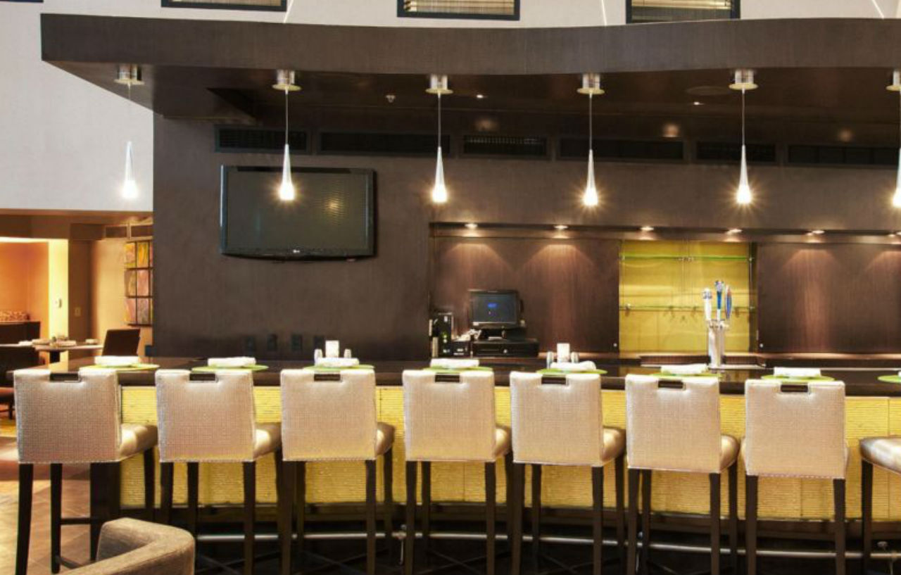Holiday Inn And Suites Phoenix Airport North By Ihg Bagian luar foto